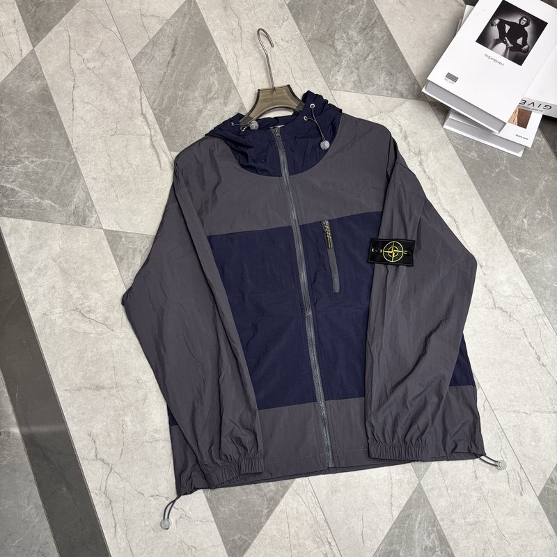 Stone Island 자외선 차단 재킷 001-273685