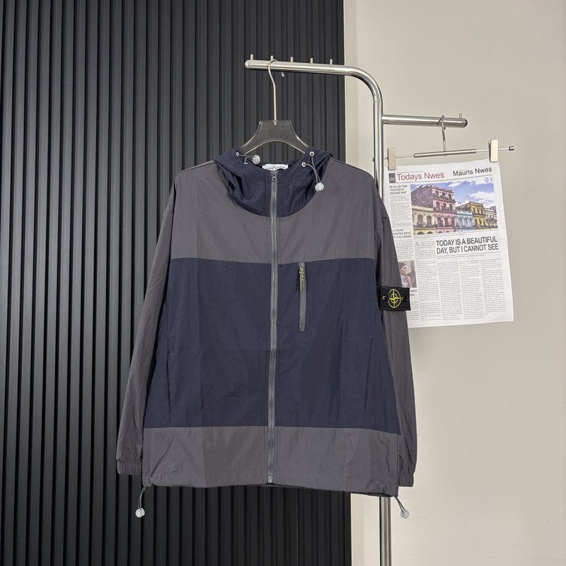 Stone Island 자외선 차단 재킷 001-273685