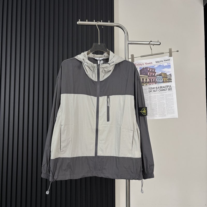 Stone Island 자외선 차단 재킷 001-273685