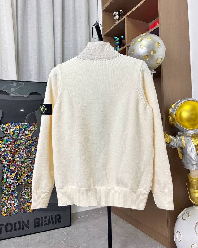 스톤아일랜드 니트 울 혼방 가디건 자켓 001-273688
