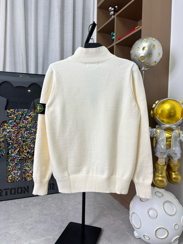 스톤아일랜드 니트 모직 패치 울 하프집업 스웨터 001-273693