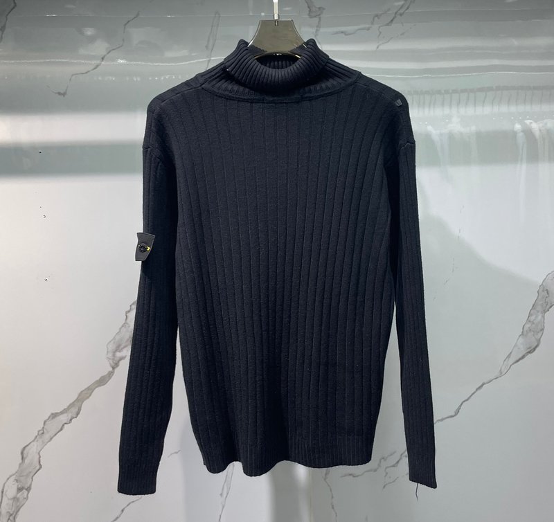 Stone Island 신상 슬림핏 하이넥 니트 스웨터 001-273739