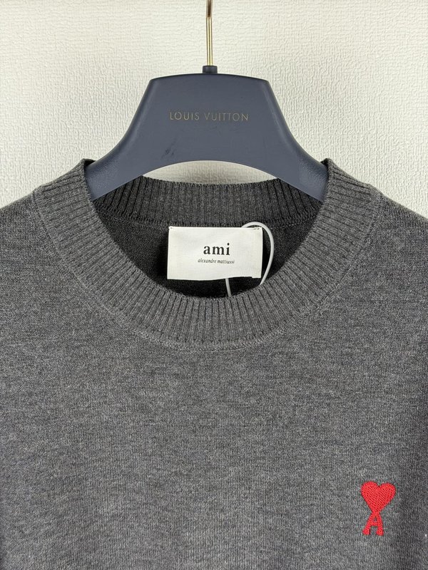 Ami Paris 26FW 라운드넥 울 ADC 자수 니 001-273806