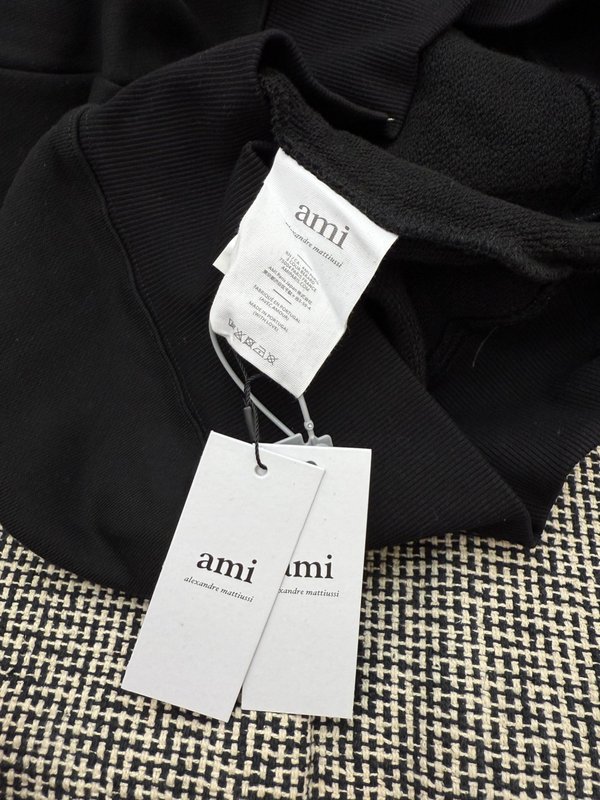 Ami 하트 자수 후드 티셔츠 001-273818