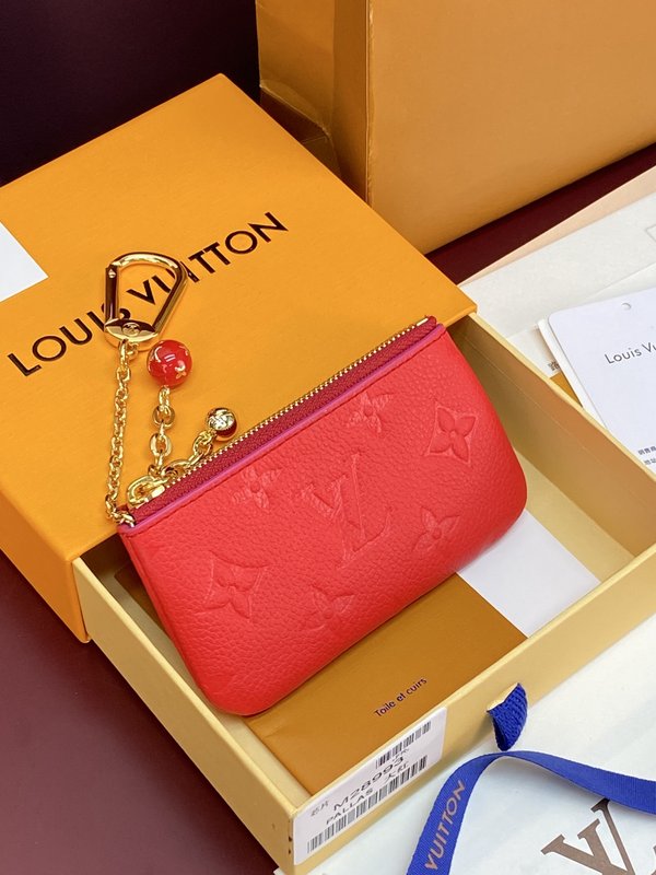 LV 모노그램 레드 키홀더 001-274257