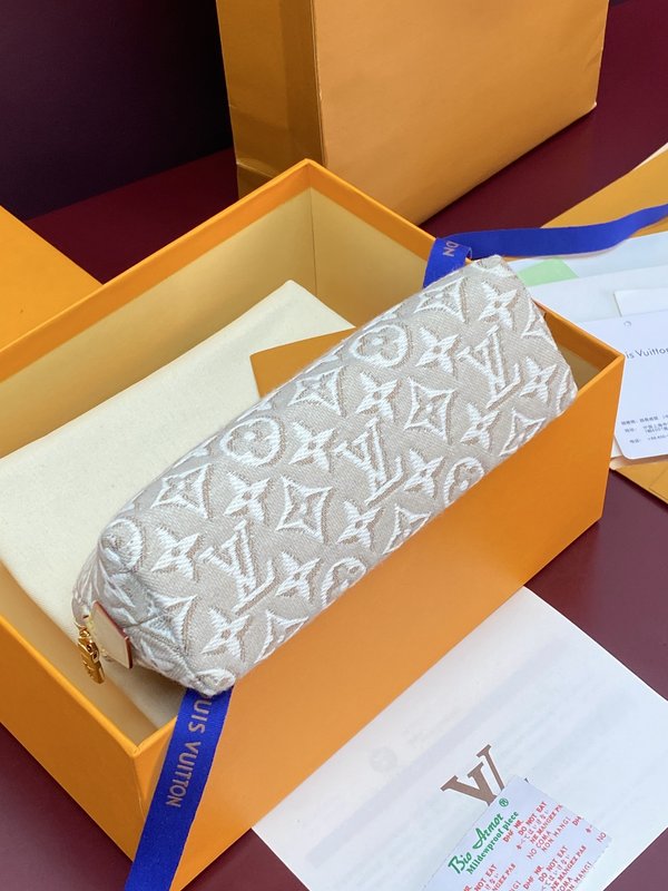 LV 모노그램 자카드 캔버스 화장품 파우치 001-274292