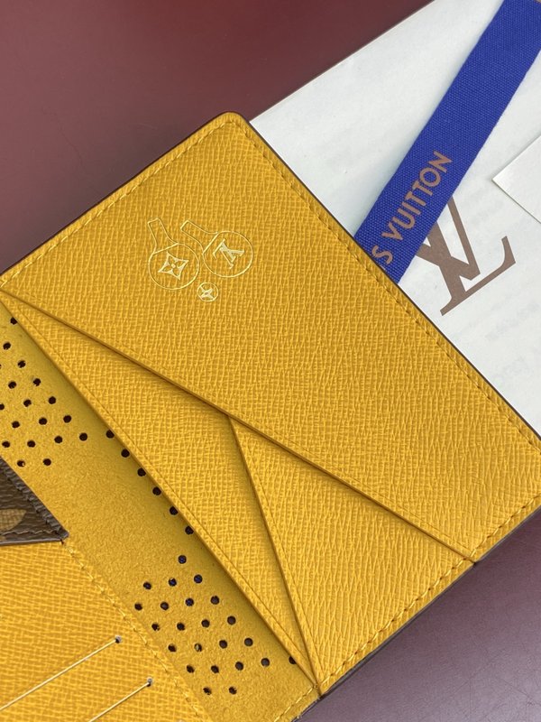 LV 포켓 머니클립 옐로우 브라운 001-274300