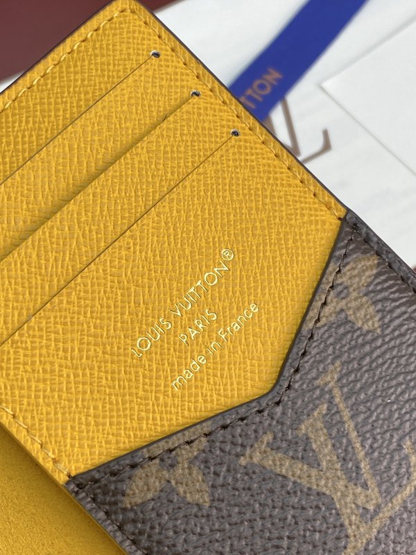LV 포켓 머니클립 옐로우 브라운 001-274300