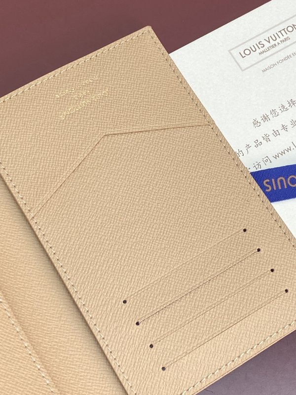 LV 캔버스 여권케이스 001-274310