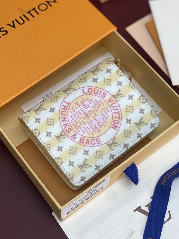 LV Charms 포켓 지갑 001-274313