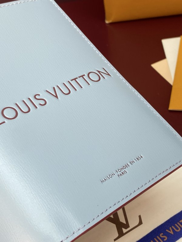 LV 패키징 가죽 여권 케이스 001-274315