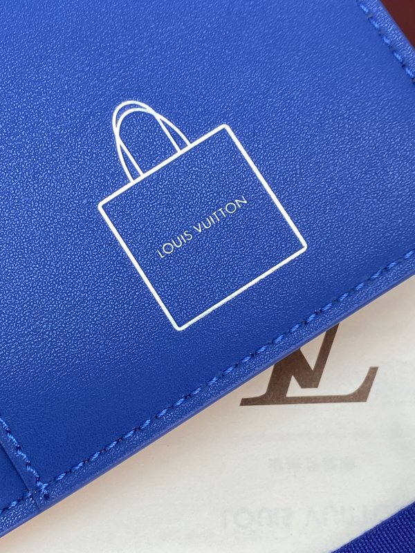 LV 가죽 여권 케이스 파란색 001-274316