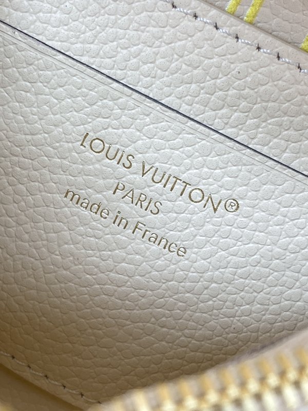 LV Rosalie 동전지갑 001-274322
