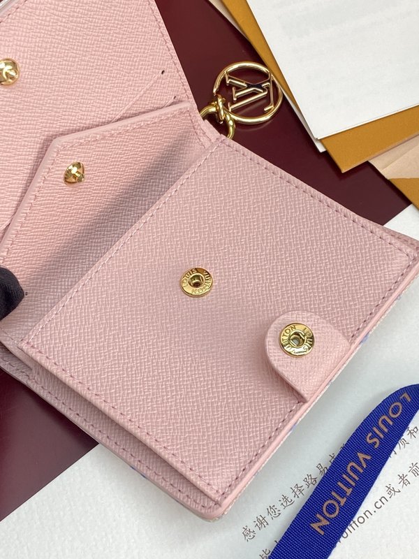 LV CHARMS 포켓 지갑 001-274324