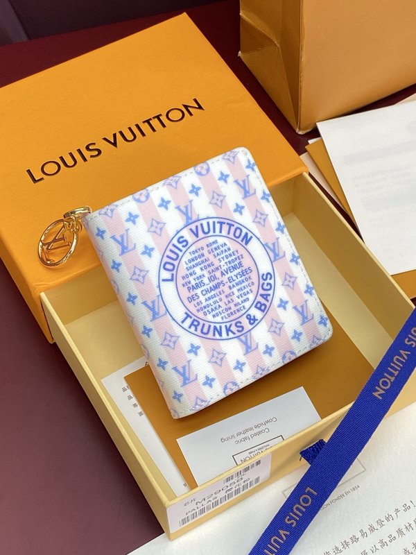 LV CHARMS 포켓 지갑 001-274324