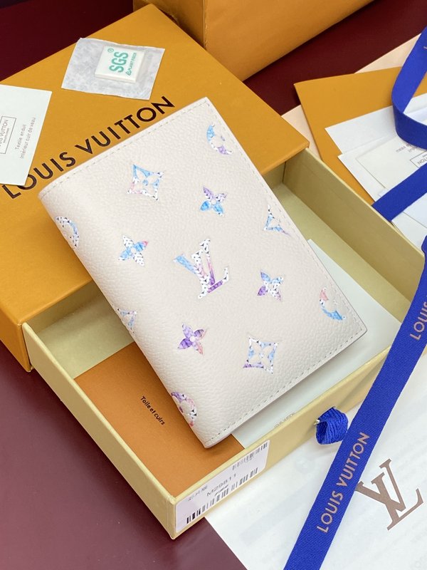 LV 마카롱 그라데이션 여권 케이스 001-274341