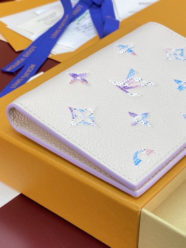 LV 마카롱 그라데이션 여권 케이스 001-274341