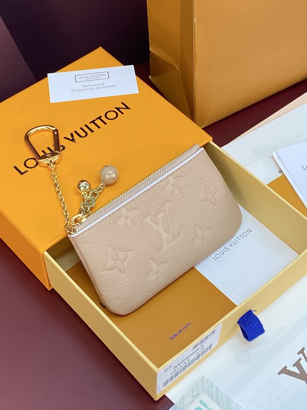 LV 모노그램 키홀더 칩 버전 001-274380