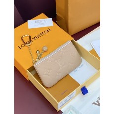 LV 모노그램 키홀더 칩 버전 001-274380
