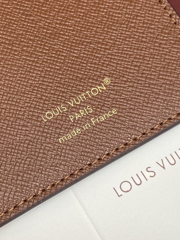 LV 모노그램 플라워 패스포트 케이스 001-274439