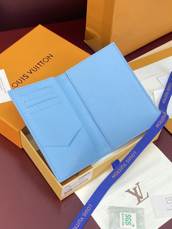 LV 모노그램 캔버스 여권 케이스 001-274501