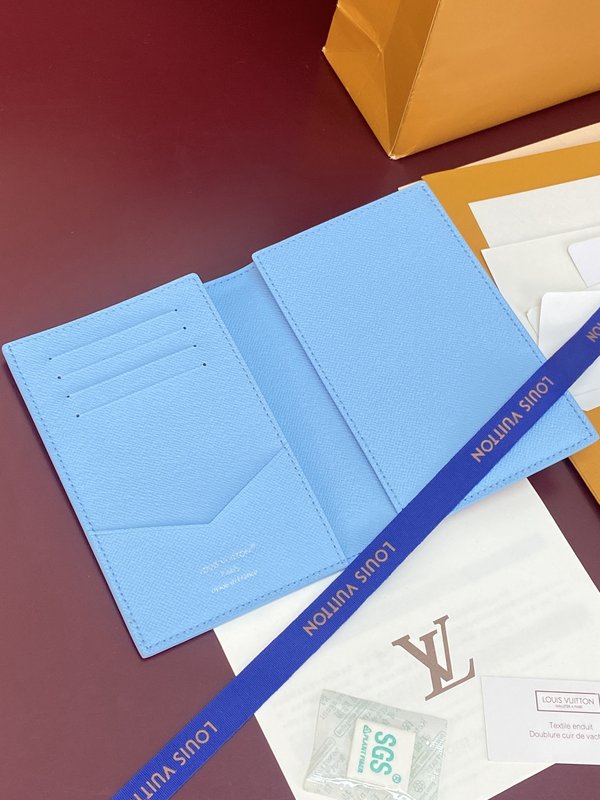 LV 모노그램 캔버스 여권 케이스 001-274501