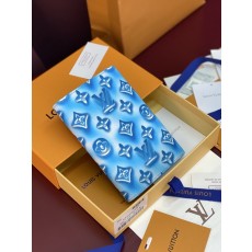 LV 모노그램 여권 케이스 001-274518