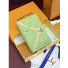 아보카도 그린 여권 케이스 칩 버전 001-274519