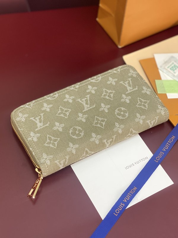 LV Zippy 지퍼 지갑 데님 그린/브라운 001-274589