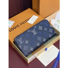 LV 그레인 가죽 가로 지퍼 지갑 001-274597
