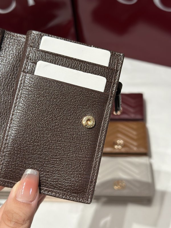 구찌 GG 마몬트 시리즈 소형 지갑 001-274681
