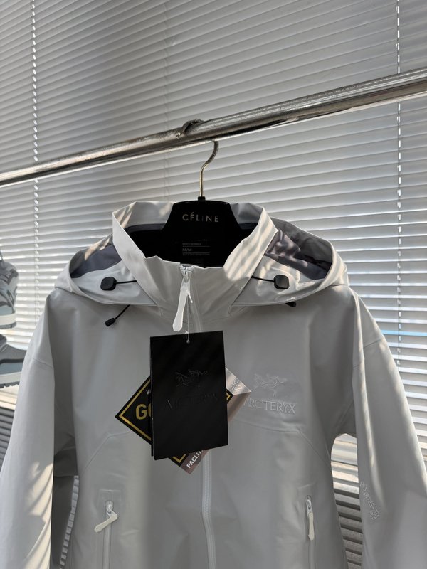 아크테릭스 베타 AR 재킷 001-274821