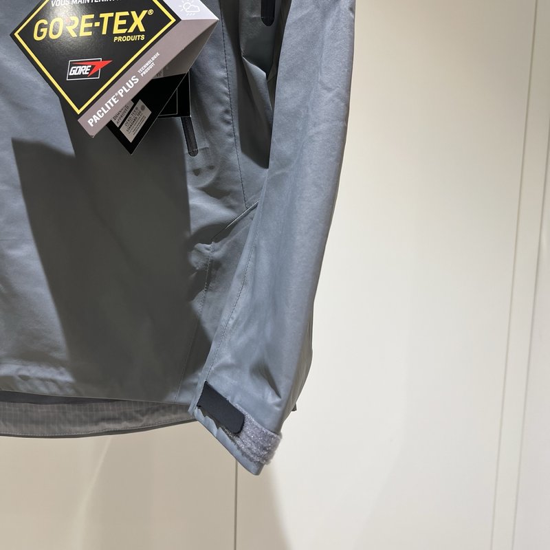 아크테릭스 경량 통기 방수 방풍 재킷 001-274837