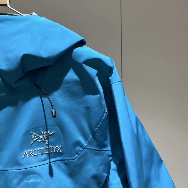 ARC'TERYX SV 알파 시리즈 하드쉘 자켓 001-274853