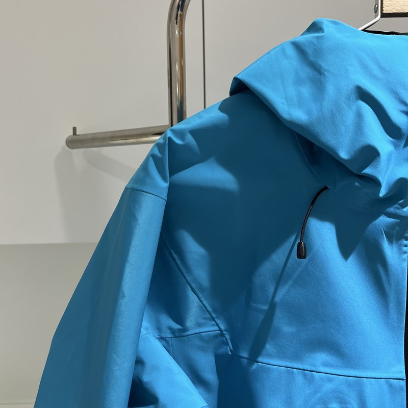 ARC'TERYX SV 알파 시리즈 하드쉘 자켓 001-274853
