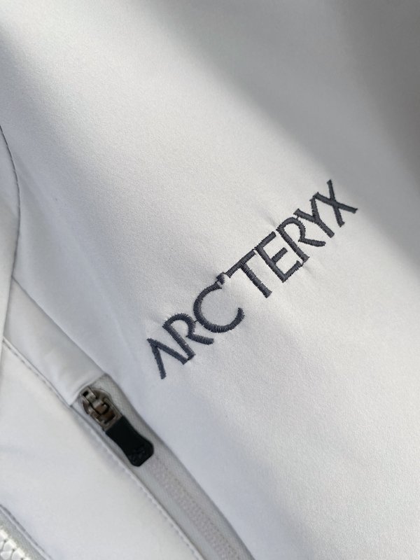 ARC TERYX 2026 봄 남성 재킷 001-274857