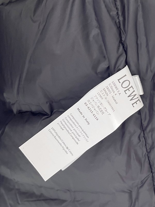 로에베 25FW 후드 다운 자켓 001-274938