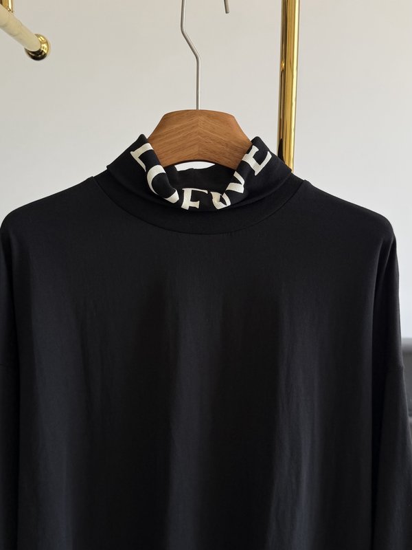 LOEWE 레터링 하이넥 티셔츠 001-274950