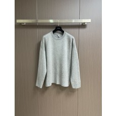 로에베 패딩 자수 라운드넥 스웨터 001-274979