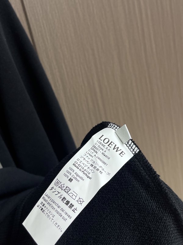 Loewe 아나그램 포켓 라운드넥 스웨트셔츠 001-275007