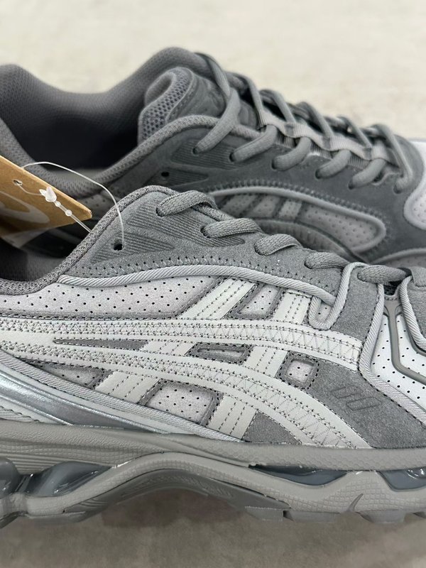 ASICS 젤-카야노 14 콜라보 운동화 001-275017