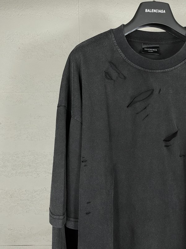 발렌시아가 콜라 로고 투피스 롱슬리브 티셔츠 001-275085