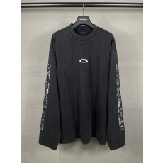 발렌시아가 25ss 테이프 프린트 로고 자수 긴팔 티셔 001-275099
