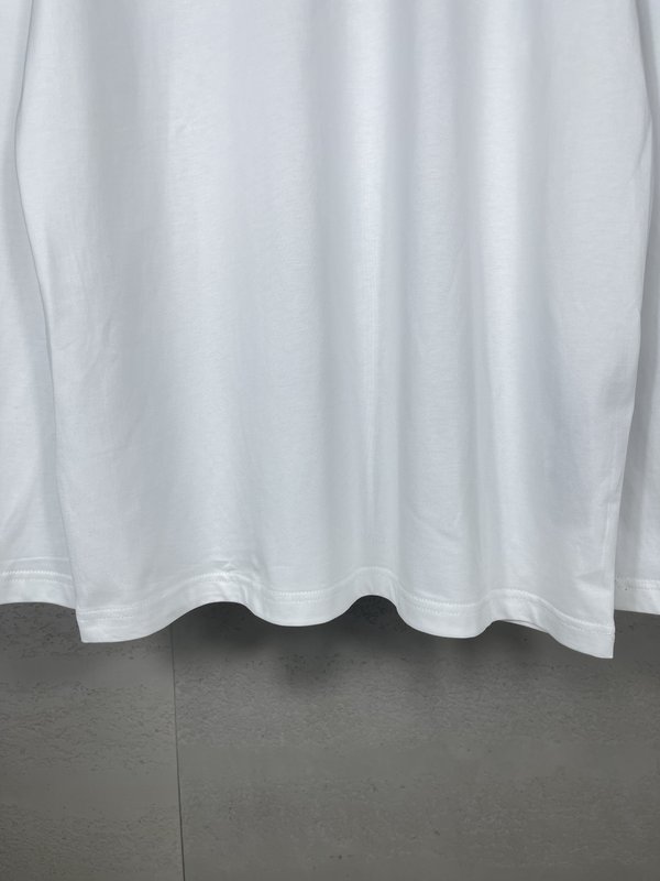 발렌시아가 클래식 레터 자수 긴팔 티셔츠 001-275125