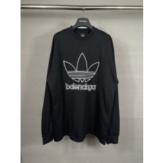 발렌시아가 x 아디다스 자수 로고 긴팔 티셔츠 001-275156