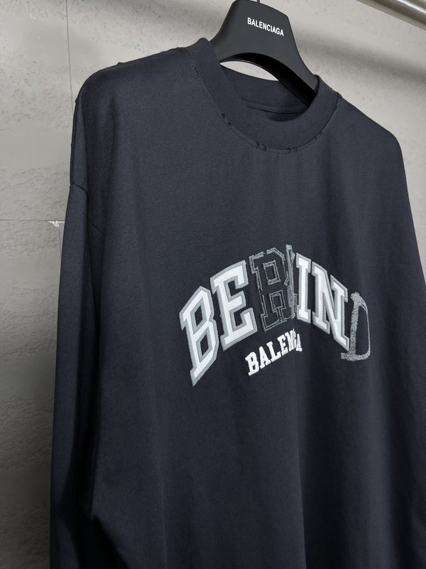 BALENCIAGA 그래피티 로고 반팔 티셔츠 001-275161