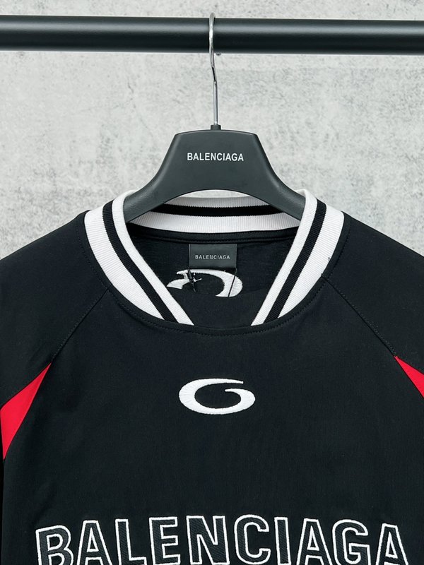BALENCI*GA SS26 NBA 콜라보 오버핏 롱슬 001-275193