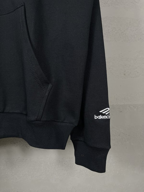 BALENCIAGA 맨유 콜라보 자수 후드티 001-275273