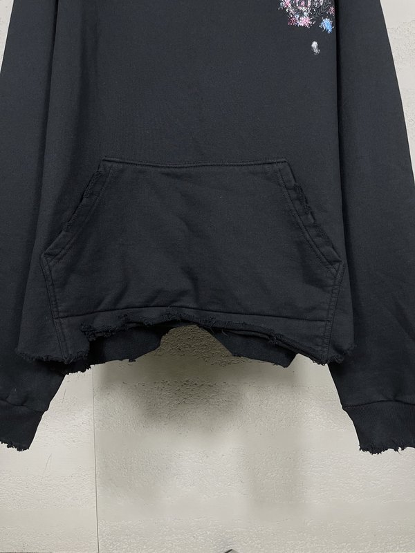 발렌시아가 25 신상 그래피티 자수 후드티 001-275344