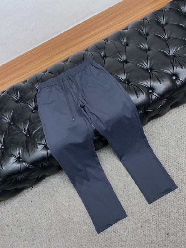 프라다 2026 봄여름 캐주얼 팬츠 001-275395
